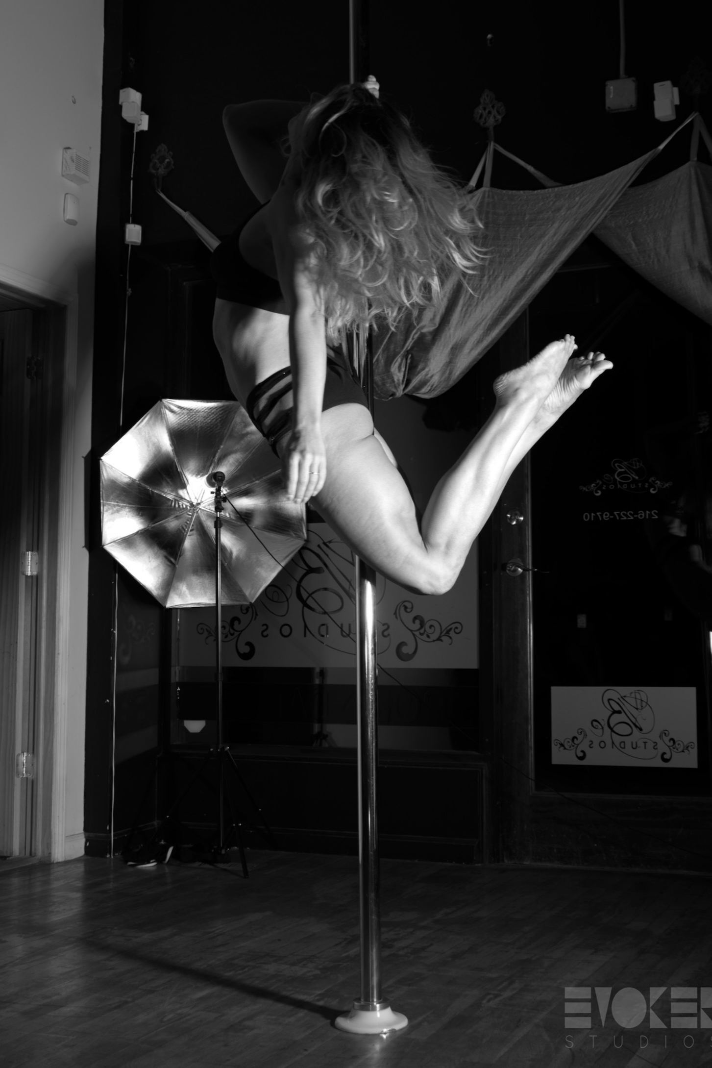 pole dance instructor showcase