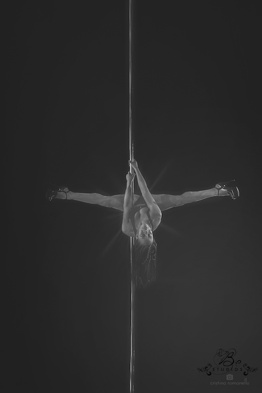 pole dance photography